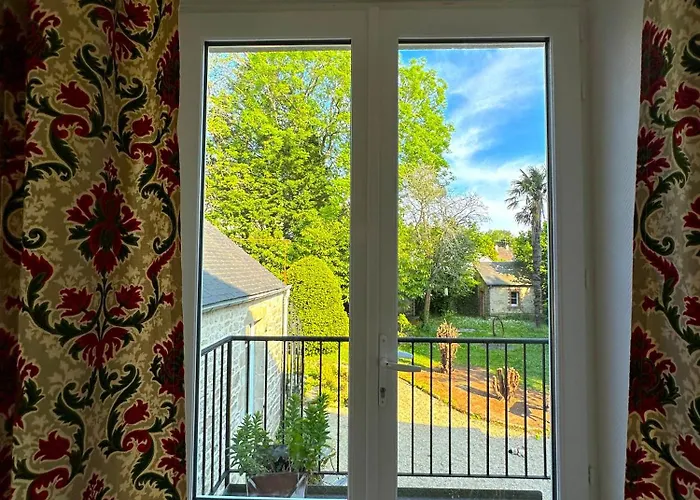 D'hotes De Charme Partager Enregistrer 3*